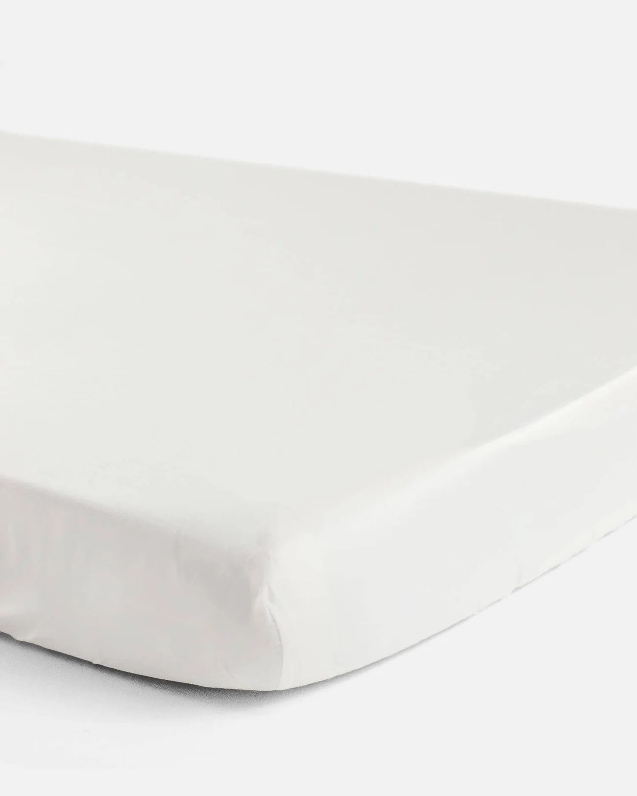 Ava & Ava 100% Organic Bamboo Lyocell Fitted Crib Sheet