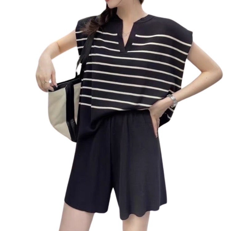 Artse Mnl Knitted Stripe Shorts Set