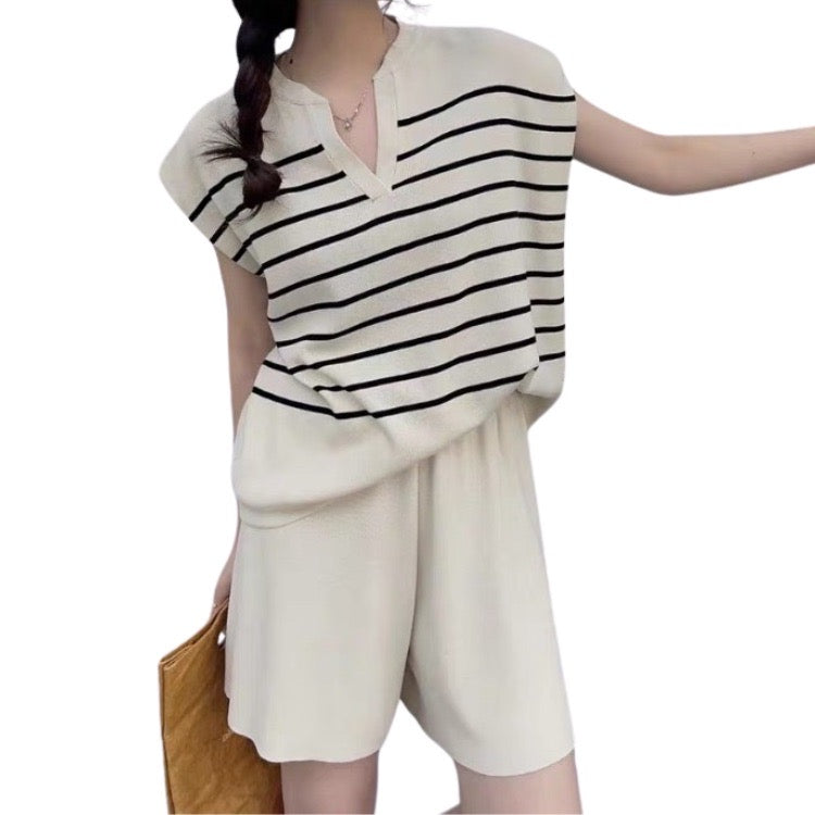 Artse Mnl Knitted Stripe Shorts Set