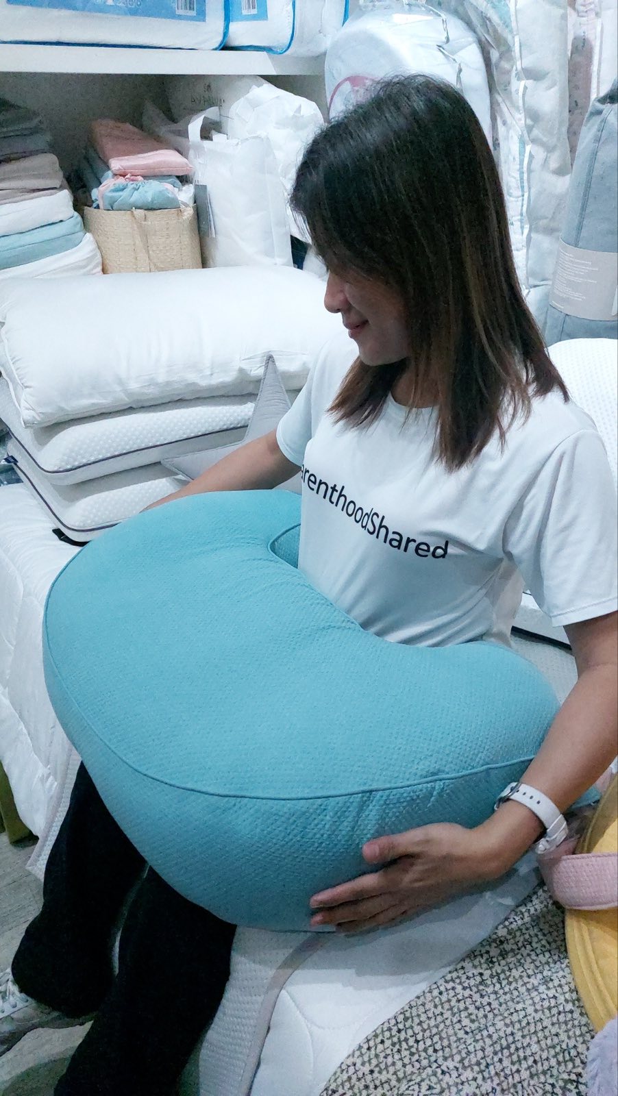 Emong Breastfeeding Pillow