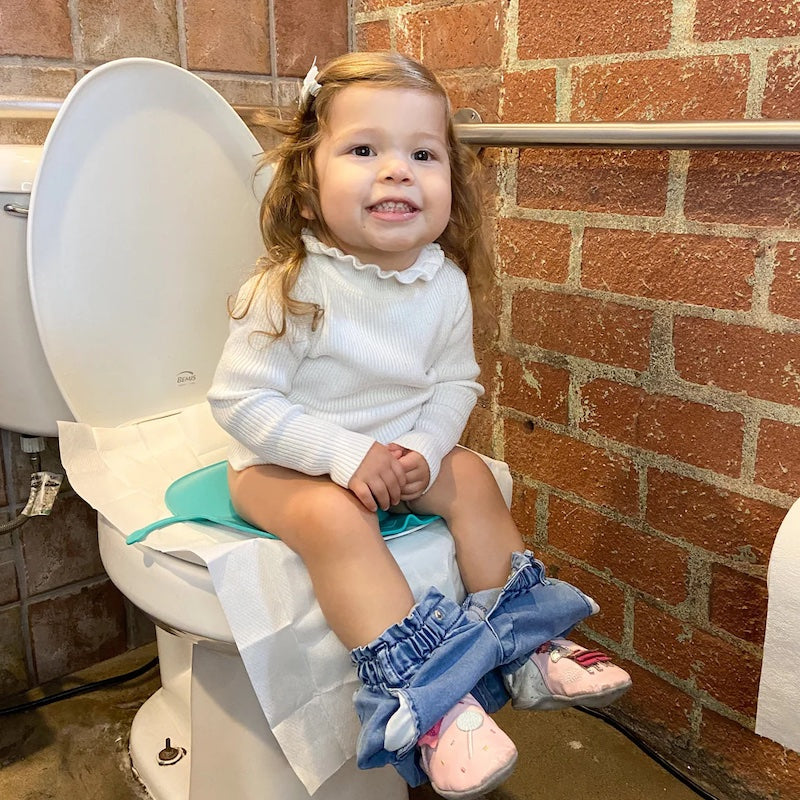 Prince Lionheart Tinkle to Go Foldable Potty