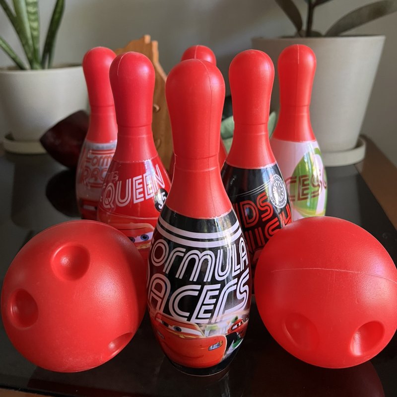 Disney Cars Pins & Strikes Bowling Set