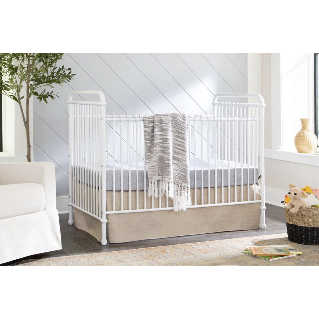 Million Dollar Baby Abigail 3-in-1 Convertible Crib