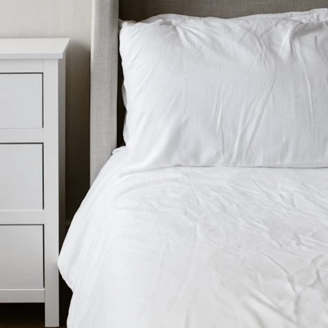 Linen and Homes 4-Piece Bamboo Luxury Sheet Set