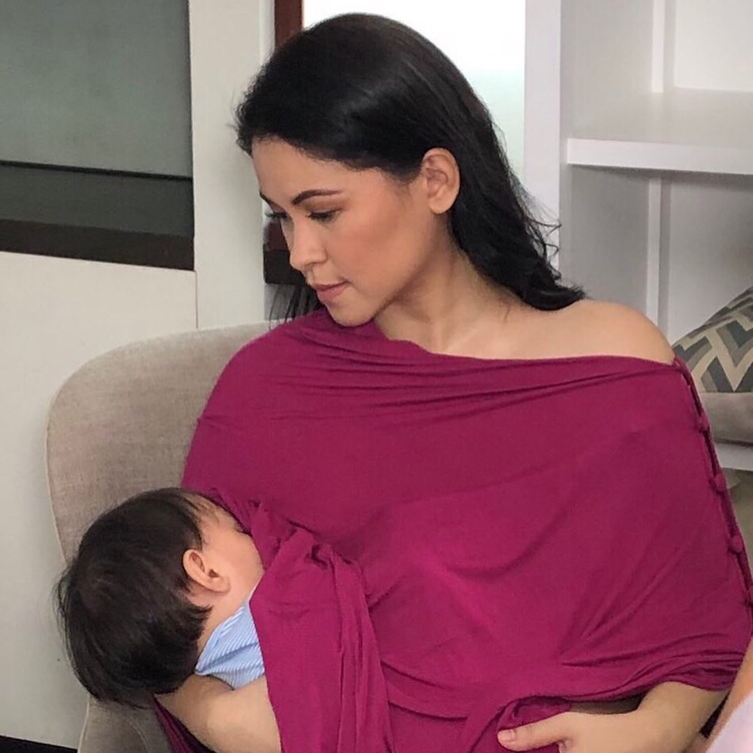 Little K Poncho Nursing Cover with Side Buttons