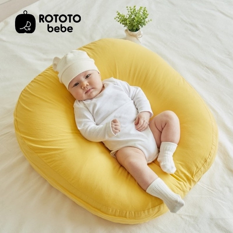 Rototobebe Cushion