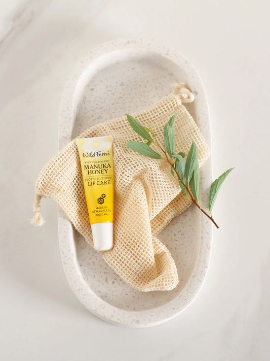 Wild Ferns Manuka Honey Protective Lip Care with SPF 15 (12ml)