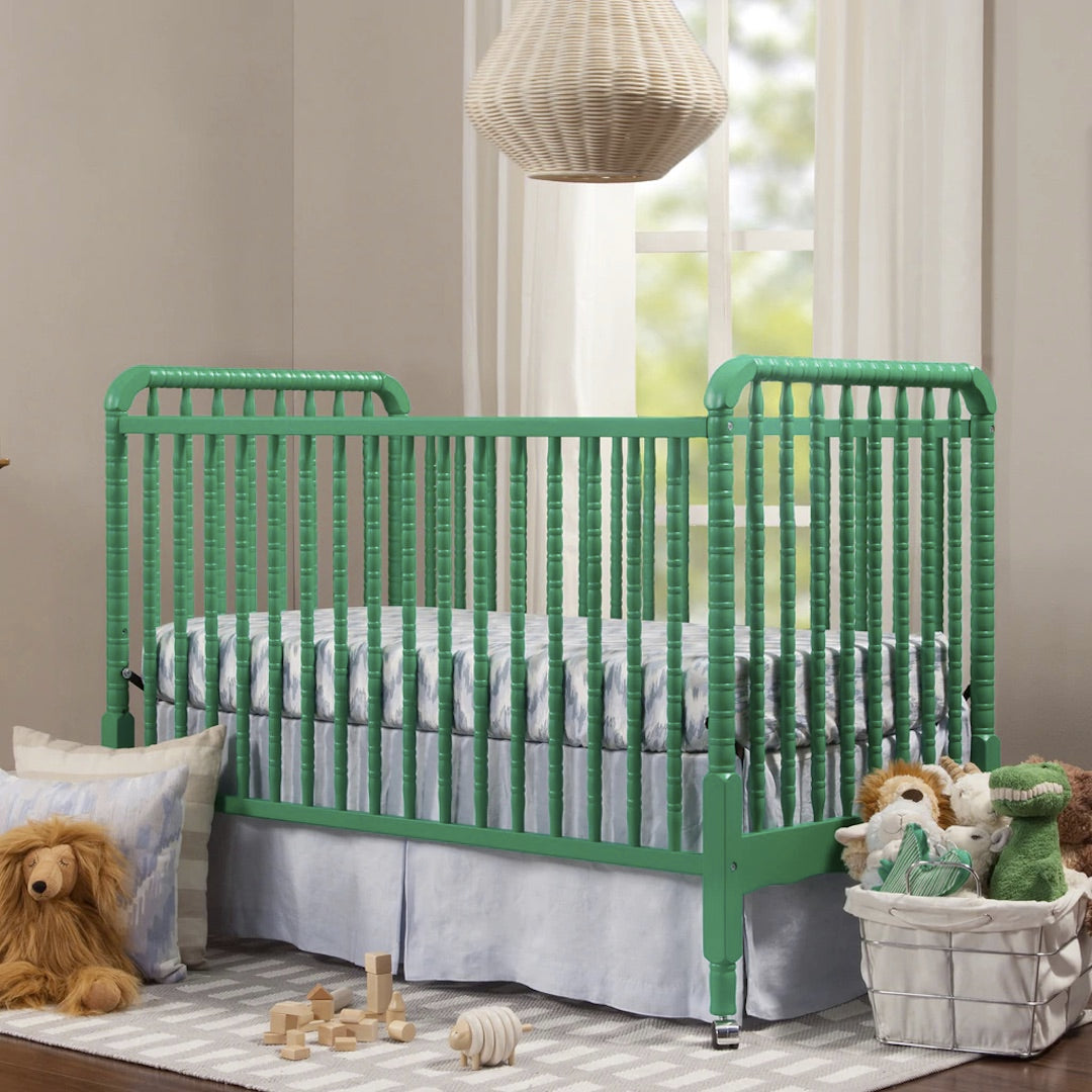 DaVinci Baby Jenny Lind 3-in-1 Convertible Crib with Toddler Conversion Kit